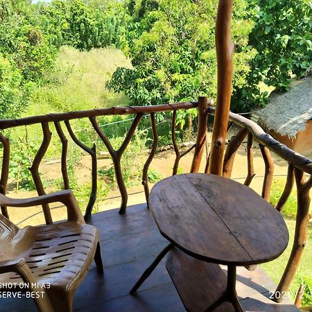 Sigiriya Rock Gate Tree House Hotel Exterior foto