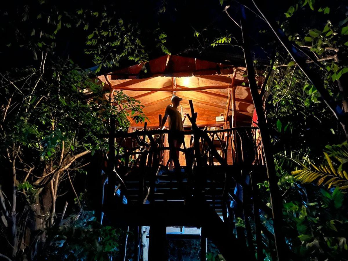 Sigiriya Rock Gate Tree House Hotel Exterior foto