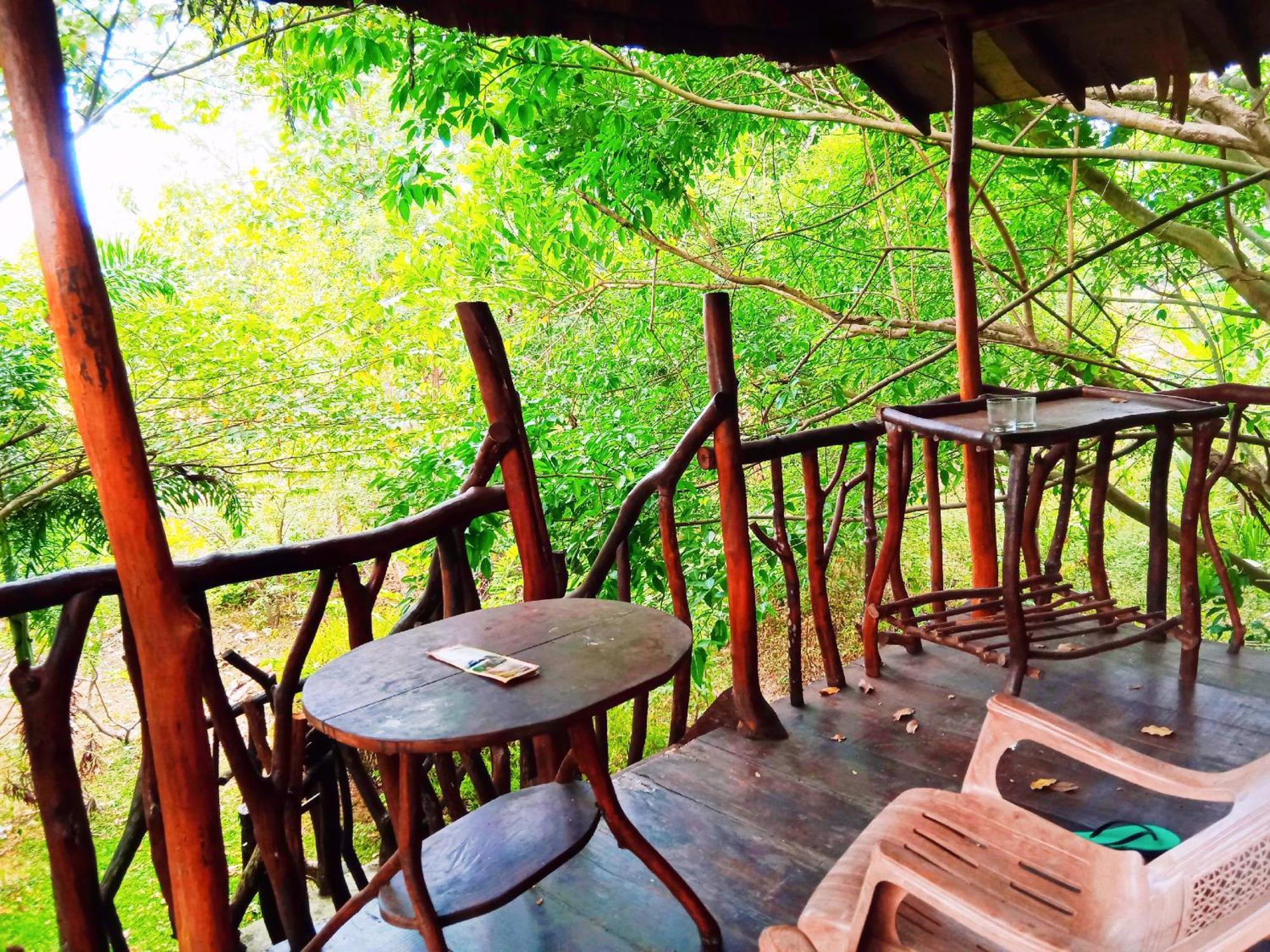Sigiriya Rock Gate Tree House Hotel Exterior foto